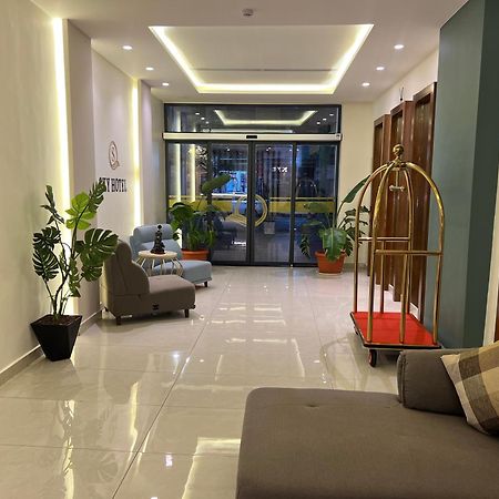 Sky Hotel 아카바 외부 사진